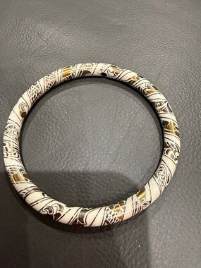 White and Gold Patterned Women’s Bangle Bracelet